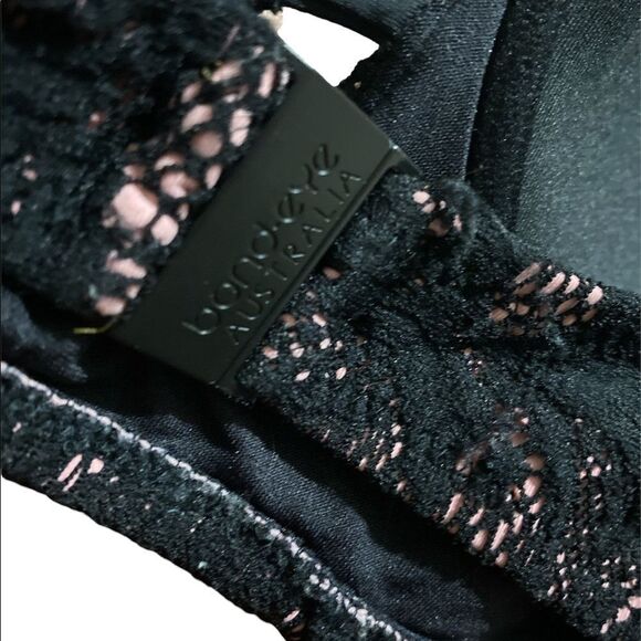 Cute Bond-Eye pink and black lace bikini‎ top size 10 - Picture 3 of 4